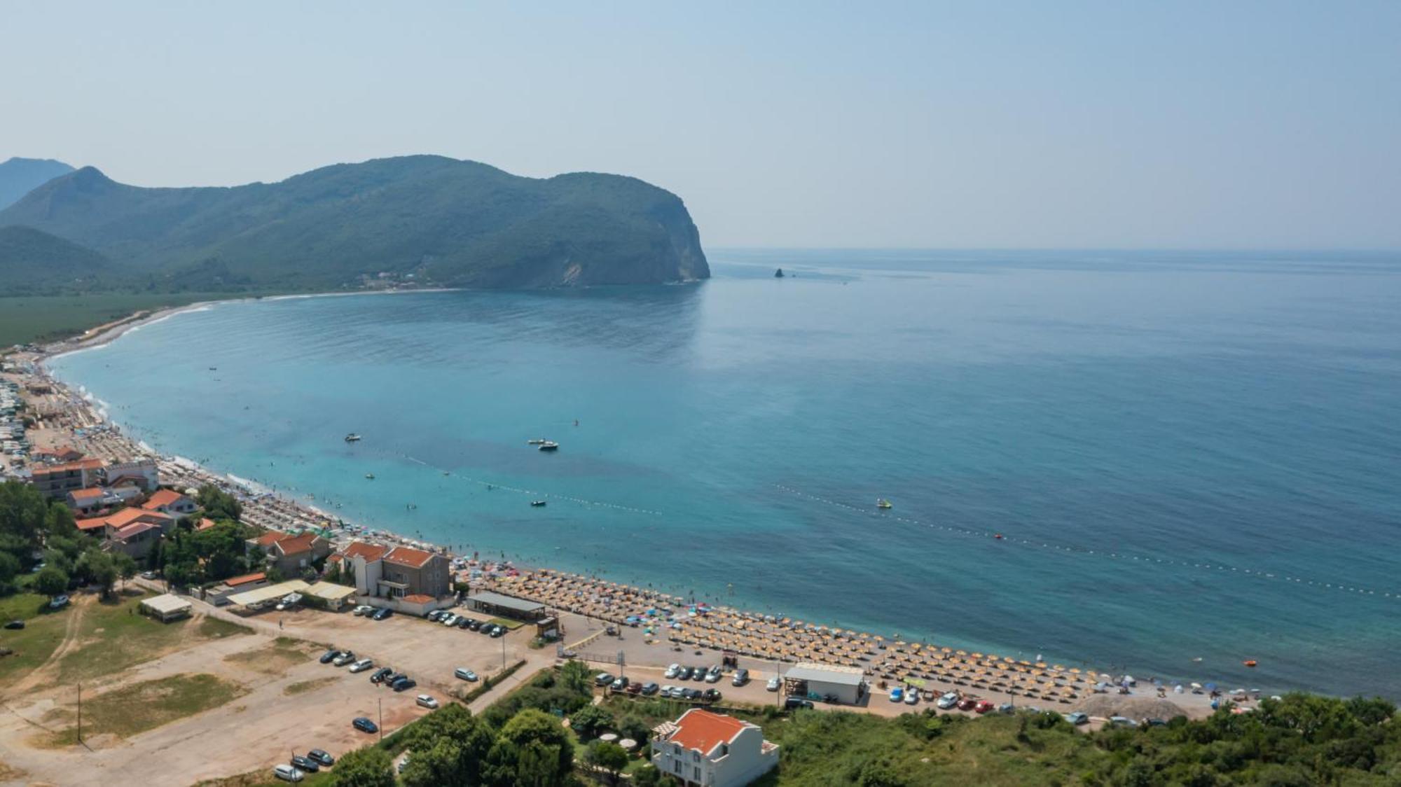 Hotel Aquilo Petrovac 외부 사진