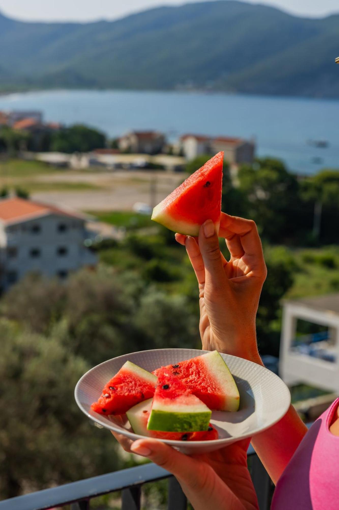 Hotel Aquilo Petrovac 외부 사진