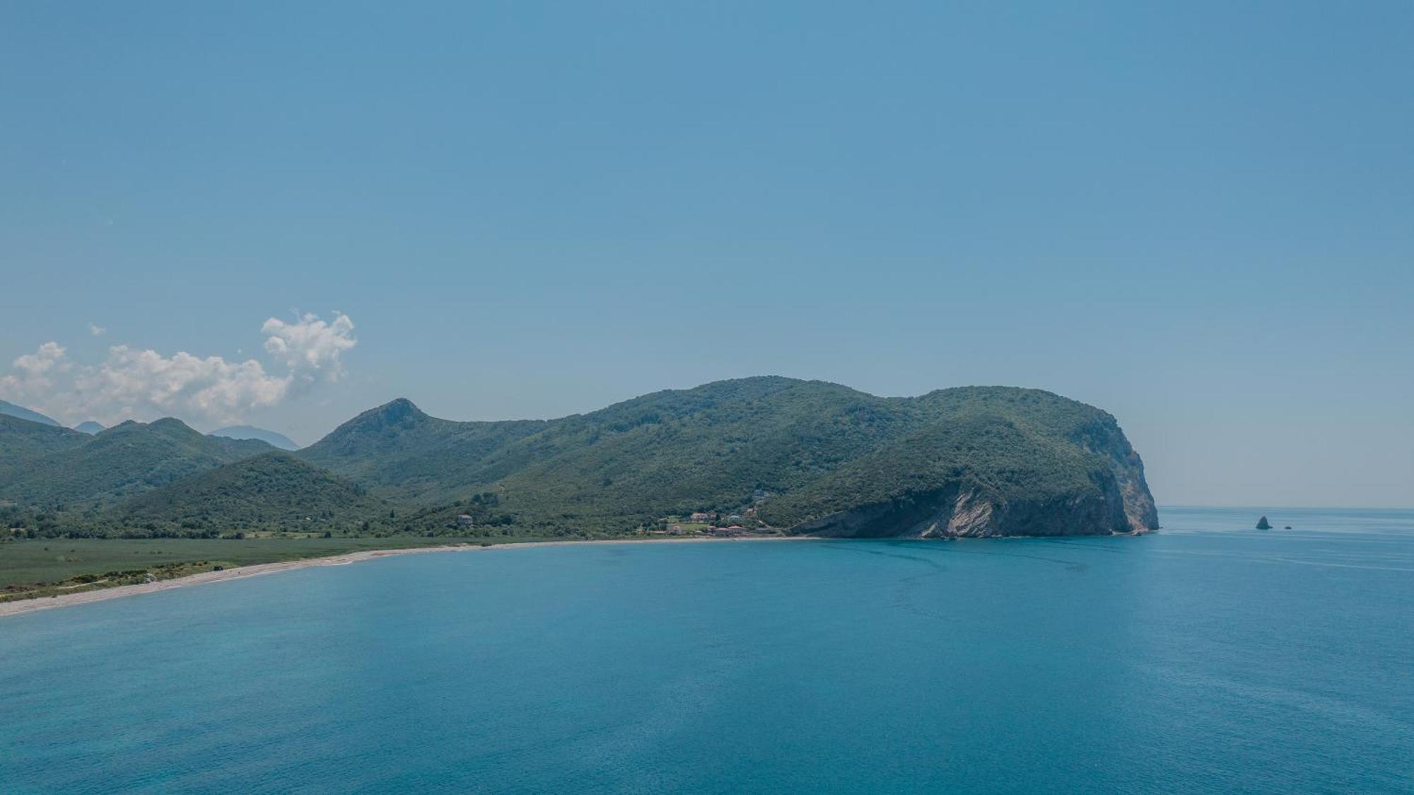 Hotel Aquilo Petrovac 외부 사진