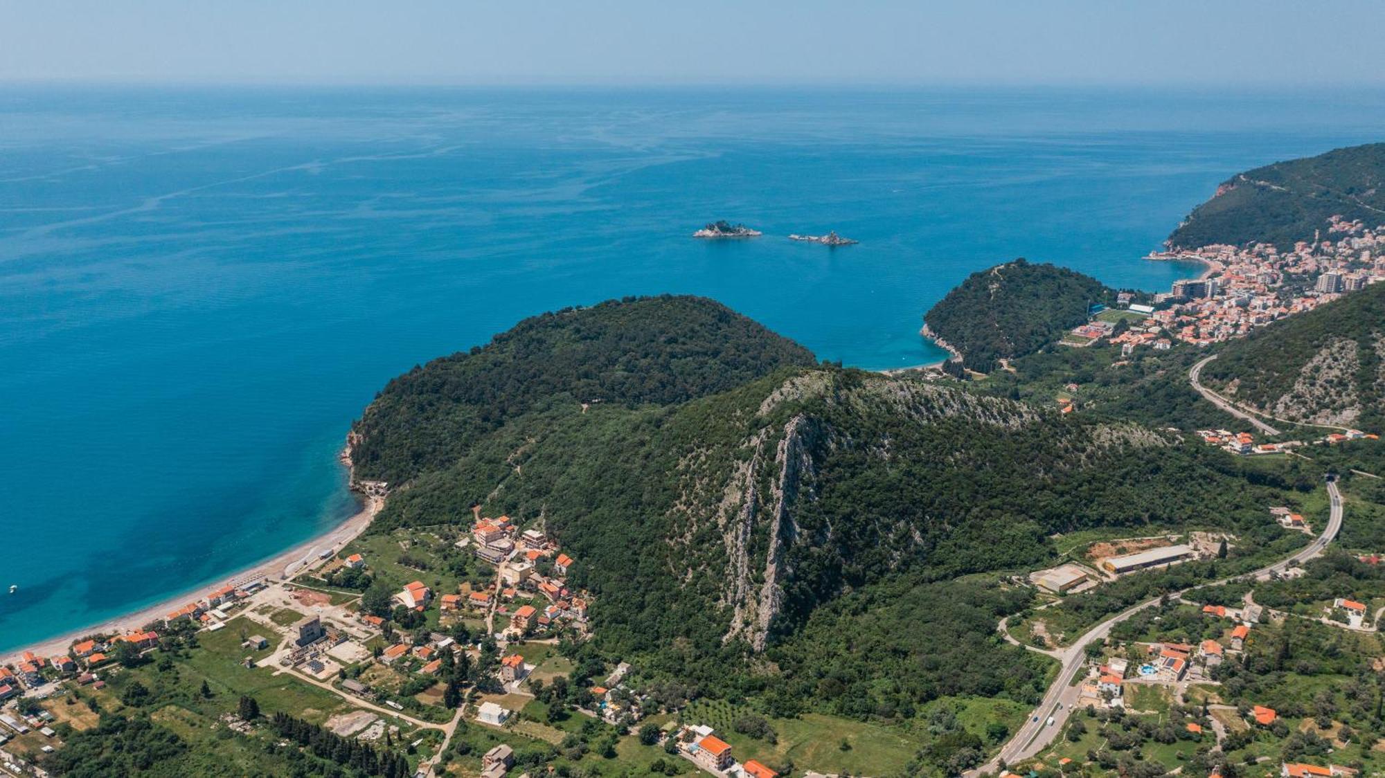 Hotel Aquilo Petrovac 외부 사진