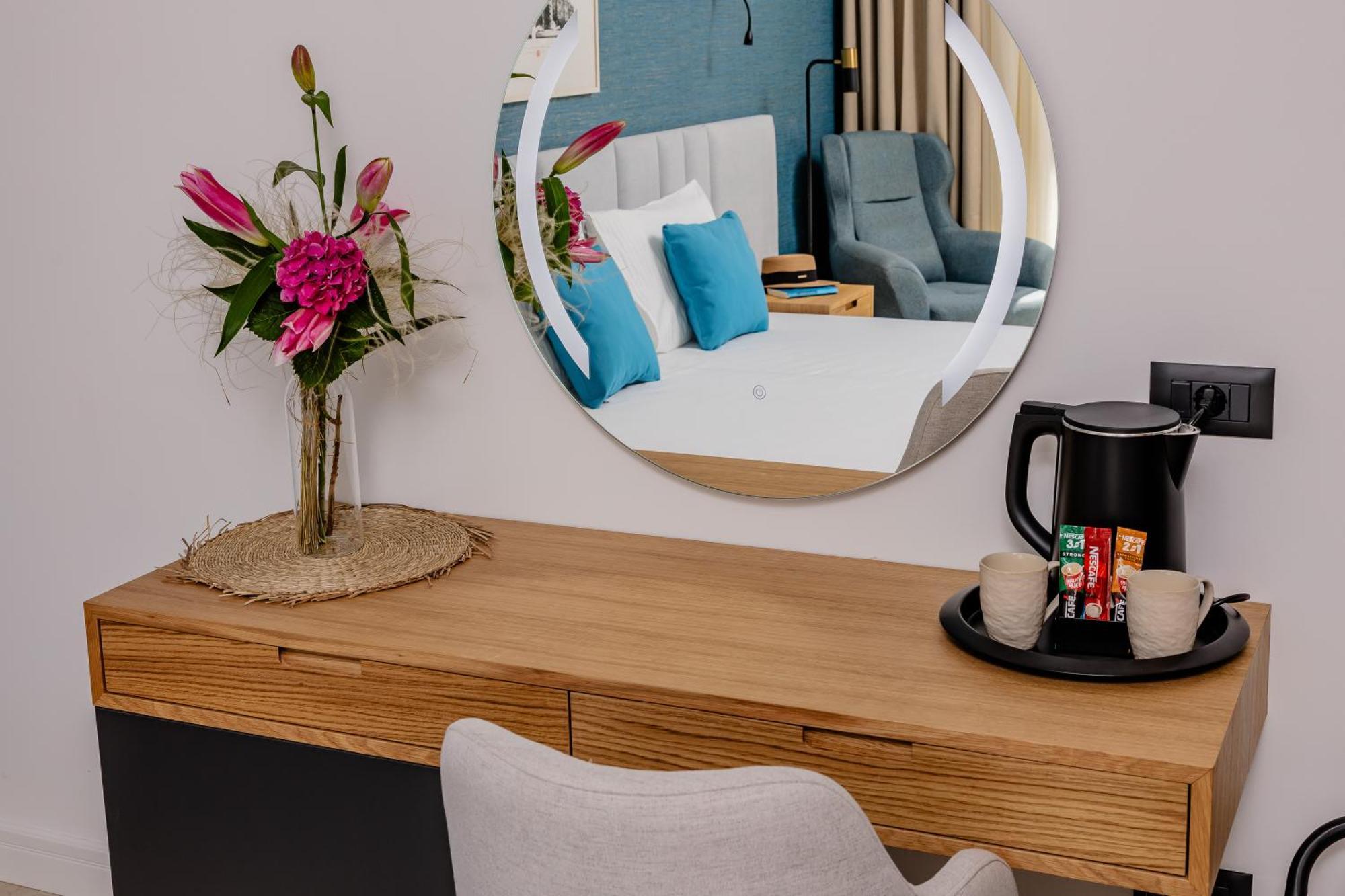 Hotel Aquilo Petrovac 외부 사진