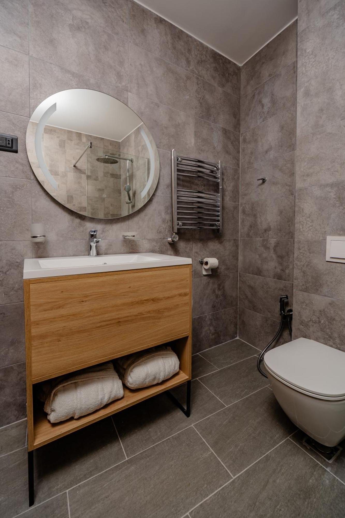 Hotel Aquilo Petrovac 외부 사진