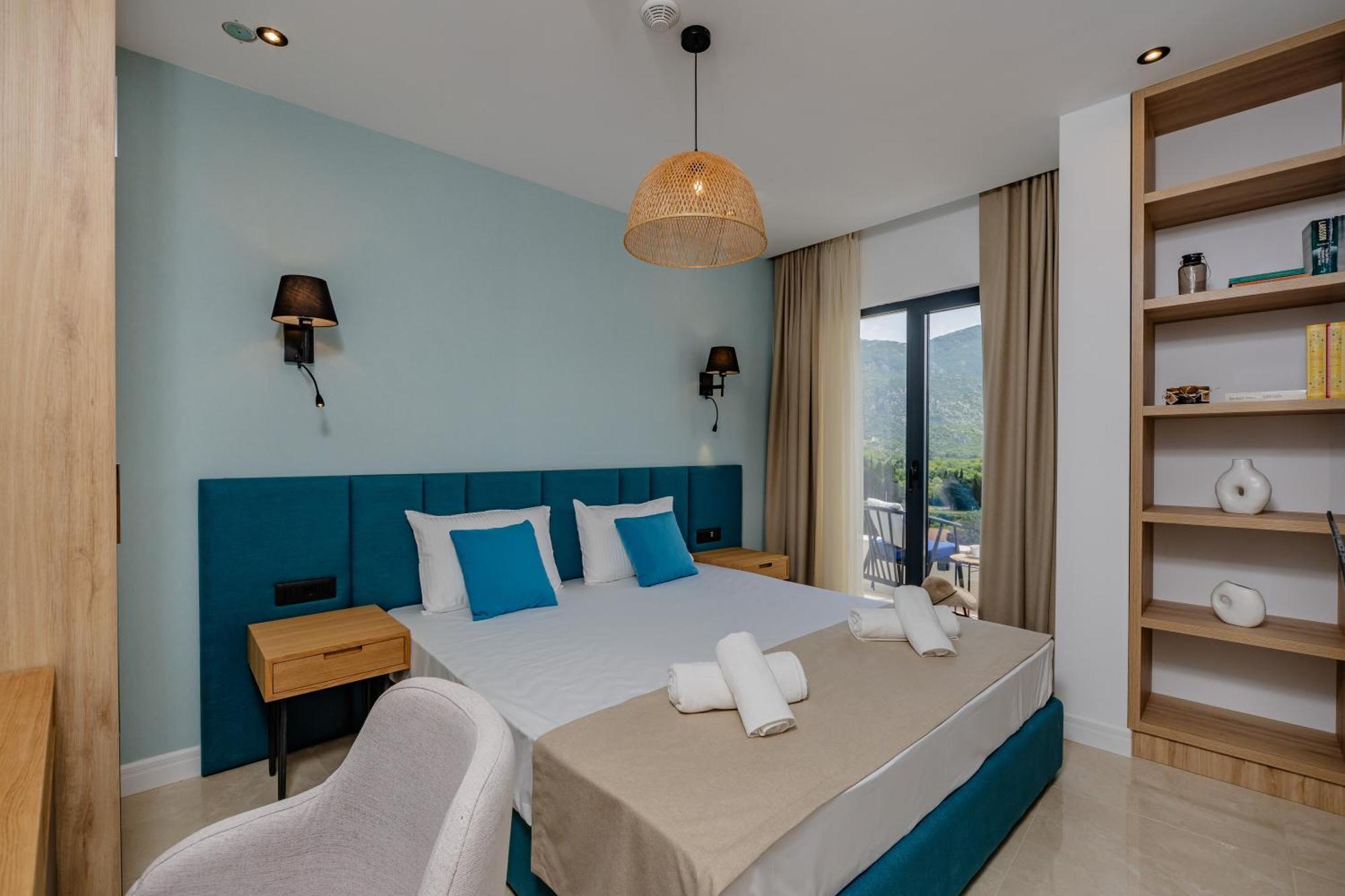 Hotel Aquilo Petrovac 외부 사진